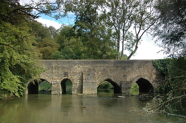 Medieval road bridge over the River Cherwell