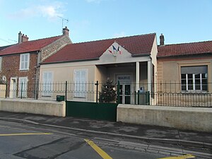 Mairie d'Aubepierre-Ozouer-le-Repos (Seine-et-Marne).jpg