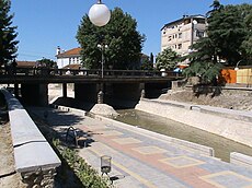 Makedonija, Kavadarci - most na reci Luda Mara.JPG