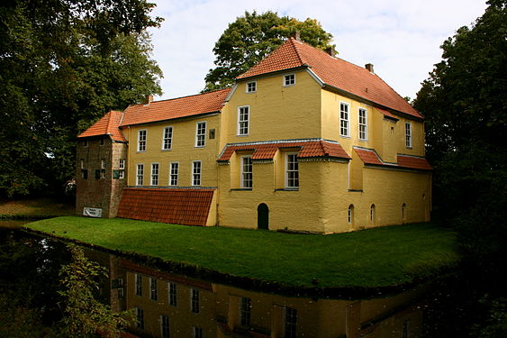 Manningaburg in Pewsum