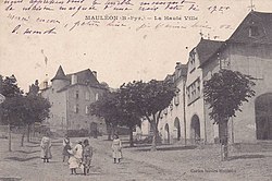 Bela Street in Mauleon (1910) Mauleon - Rue Bela (1910).jpg