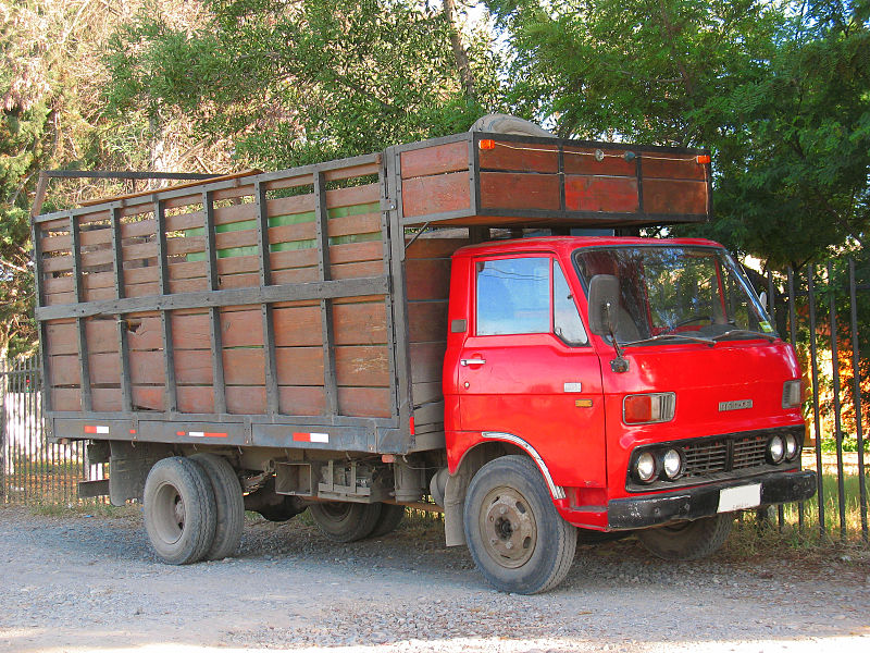 File:Mazda E 3000 1982 (11317379276).jpg