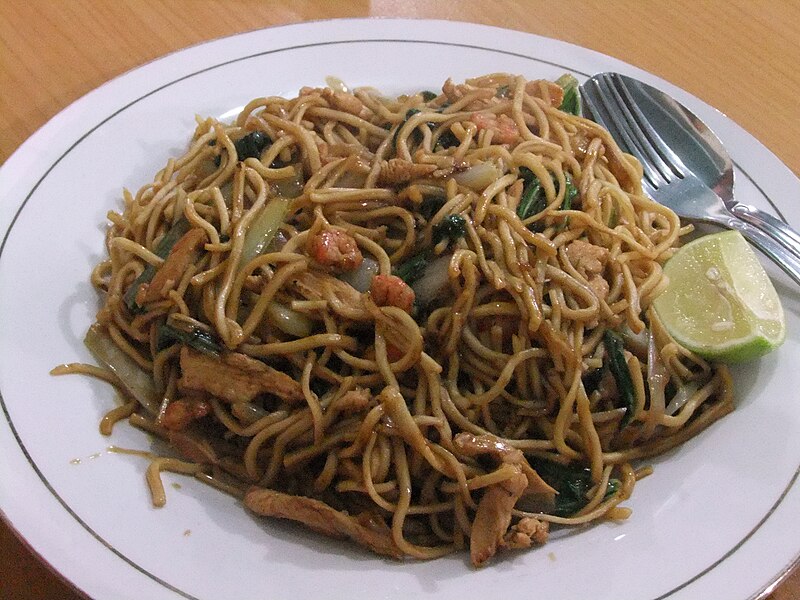 File:Mi goreng ayam udang di Rantepao.JPG