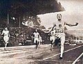 Morgan Taylor, vainqueur du 400 mètres haies aux JO de 1924.jpg