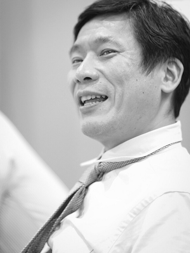 monochrome photograph of Murata Makoto