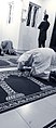 Muslims_praying_01