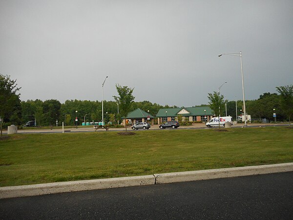 Welcome center/rest area along northbound I-295 in Carneys Point Township