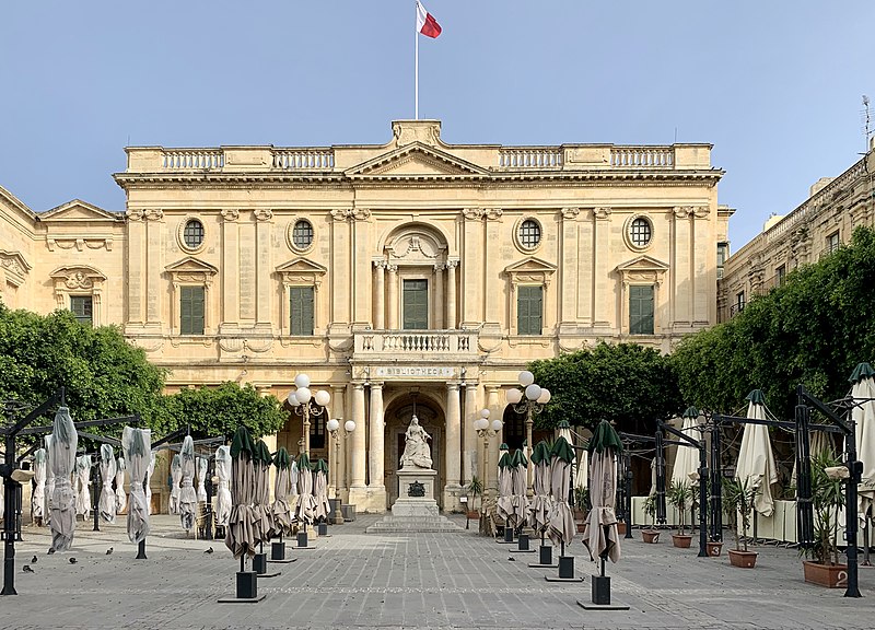 File:National Library in Valletta.jpg