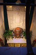 Category:Interior of the National Shrine of the Little Flower (Royal ...