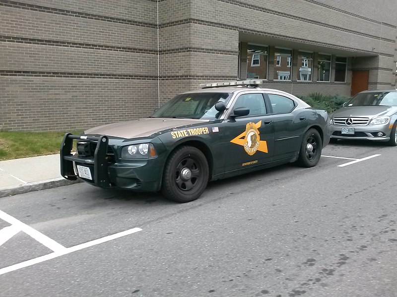 File:New Hampshire State Police Dodge Charger.jpg