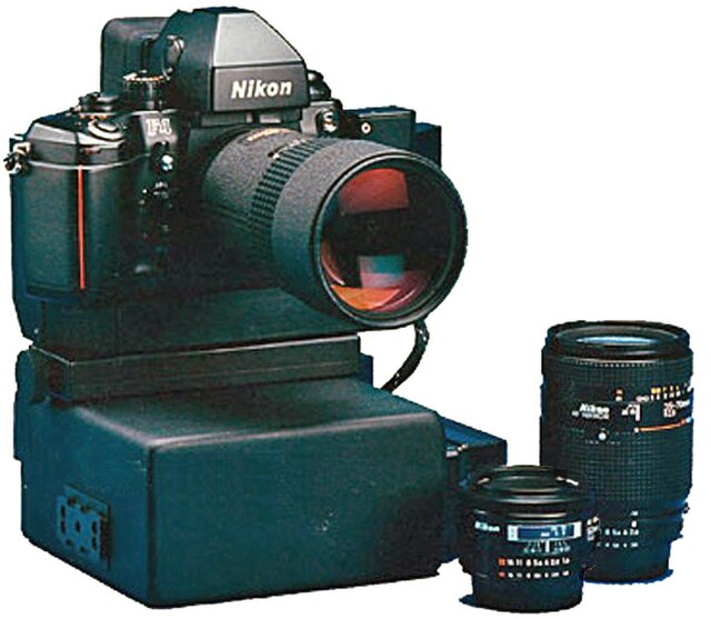 Nikon NASA F4 front view with DA-20 action finder, electronics box, and lenses. Launched September 1991 on board the Space Shuttle Discovery, mission 