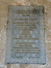 Placa commemorativa d'Aragó al Papa Luna.