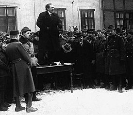 Йожеф Погань на митинге. 1919 г.