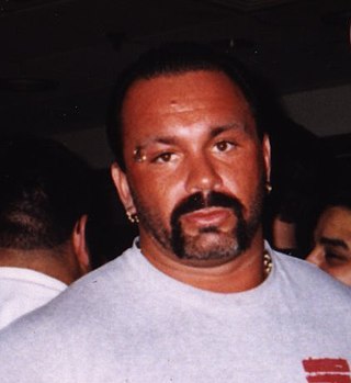 Fortune Salaire Mensuel de Perry Saturn Combien gagne t il d argent ? 1 000,00 euros mensuels