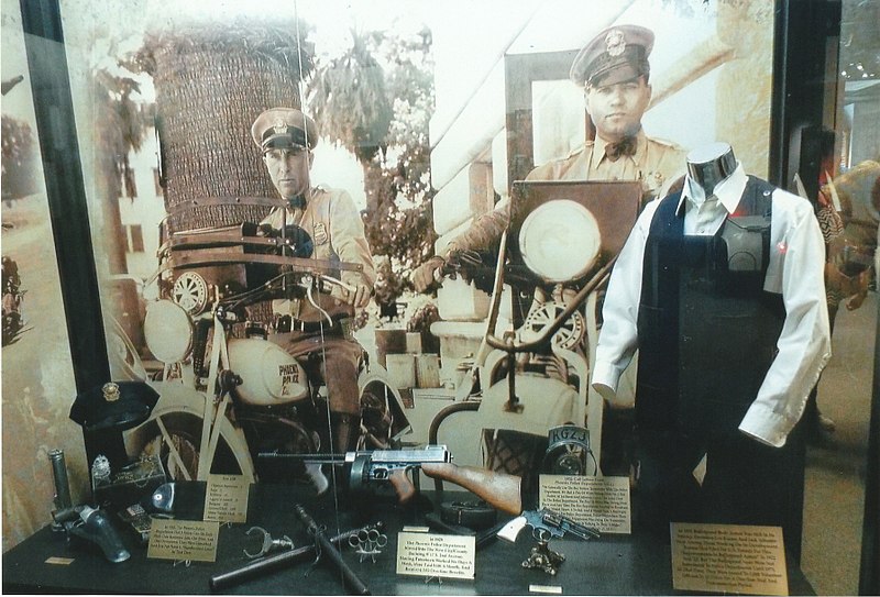 File:Phoenix-Phoenix Police Museum-exhibit-4.jpg
