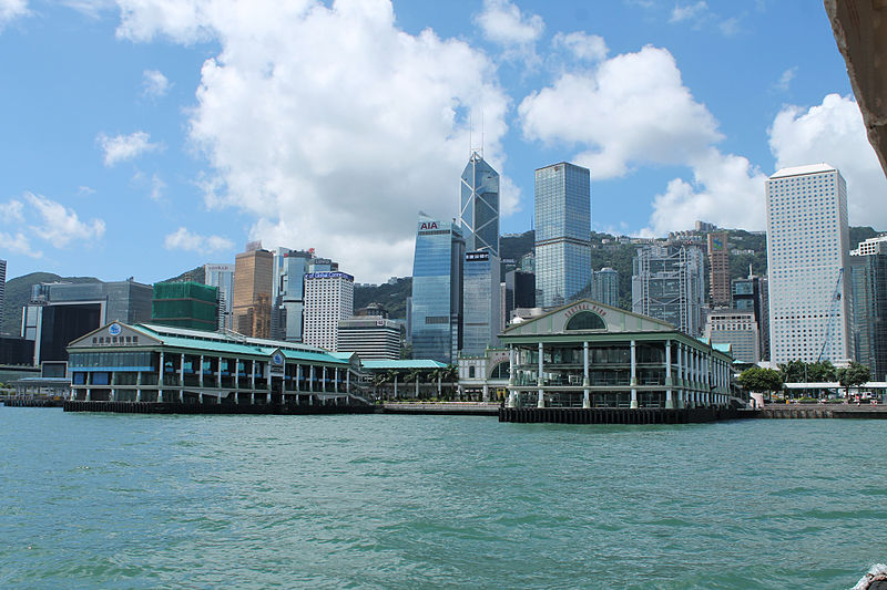 File:Pier 7 - Hong Kong - Sarah Stierch.jpg