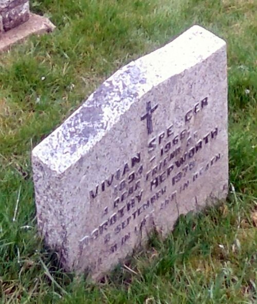 The grave of Preece and Hepworth in Cookham Parish Cemetery in 2018