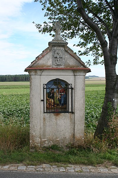 File:Prutzendorf-Bildstock.JPG