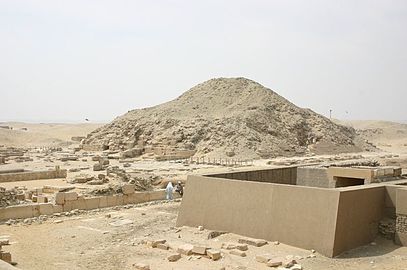 Unisen Piramidea, Saqqaran.