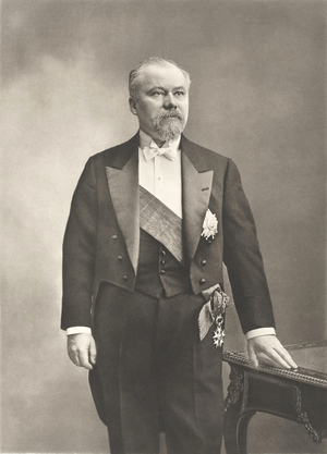 Raymond Poincaré officiel (cropped 2).png
