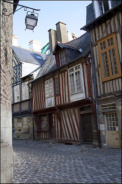 File:Rennes 12 rue de la psalette.jpg