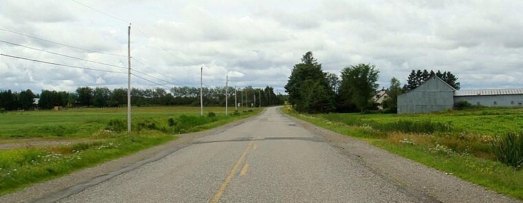 La route 218 dans les environs de Saint-Gilles