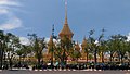 Kong bhumibols krematorium på Sanam Luang med den 50 m. høje center-pavillion (21-10-2017).