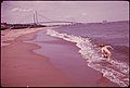SOUTH BEACH, STATEN ISLAND. VERRAZANO-NARROWS BRIDGE IN BACKGROUND - NARA - 547867.jpg