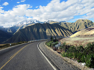 Valle Sagrado (7914100606) .jpg