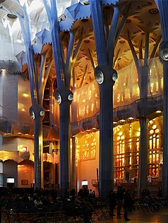 Sagrada Familia March 2015-18a.jpg