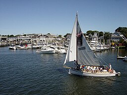 Segelbåt i hamnen en augustidag 2004.