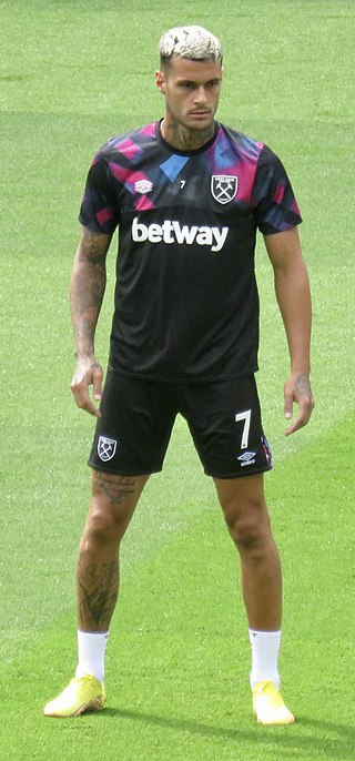 <span class="mw-page-title-main">Gianluca Scamacca</span> Italian footballer (born 1999)