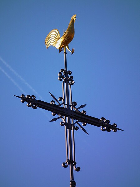 File:Schriesheim Stadtkirche Turmkreuz mit Hahn.JPG