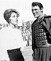 Sharon Tate con Jack Palance en Barrabás (1961).jpg