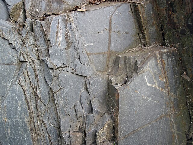 Slate at Knife Lake Formation