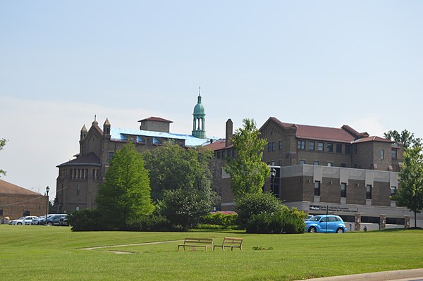 Former convent in Garfield Heights