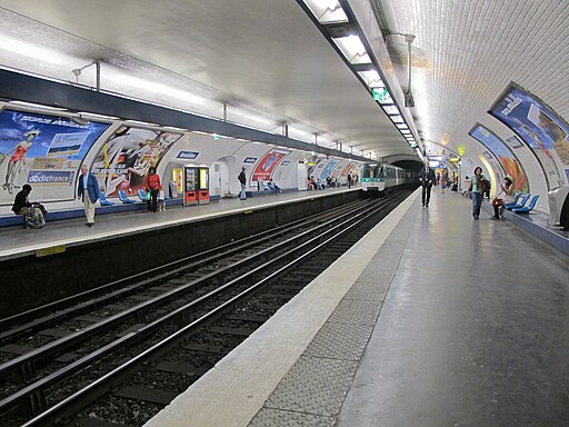 Station mtro Invalides (ligne 8) - IMG 2668