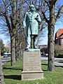 Statue of Edward Tesdorpf.jpg