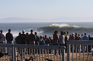 <span class="mw-page-title-main">Steamer Lane</span> Famous surfing spot in Santa Cruz, California