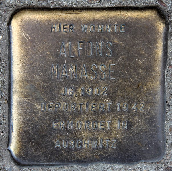 File:Stolperstein Eulerstr 25 (Gesbr) Alfons Manasse.jpg