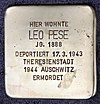 Stolperstein Graefestr 90 (Kreuz) Leo Pese.jpg