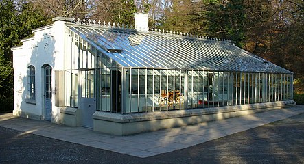 „Daimler-Gewächshaus“ (Conservatory or greenhouse)