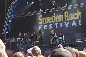 Přežil na Sweden Rock Festival v roce 2013