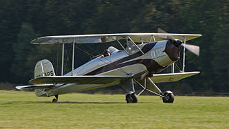 English: Tatra T-131PA Jungmann (reg. OE-APS, built in 2000). Engine: LOM M332AK. Deutsch: Tatra T-131PA Jungmann (Reg. OE-APS, Baujahr 2000). Motor: LOM M332AK.