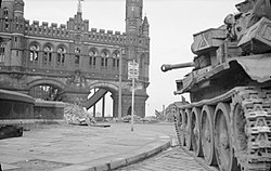 Танк Кромуел от 7-а бронетанкова дивизия в Хамбург, 3 май 1945 г.