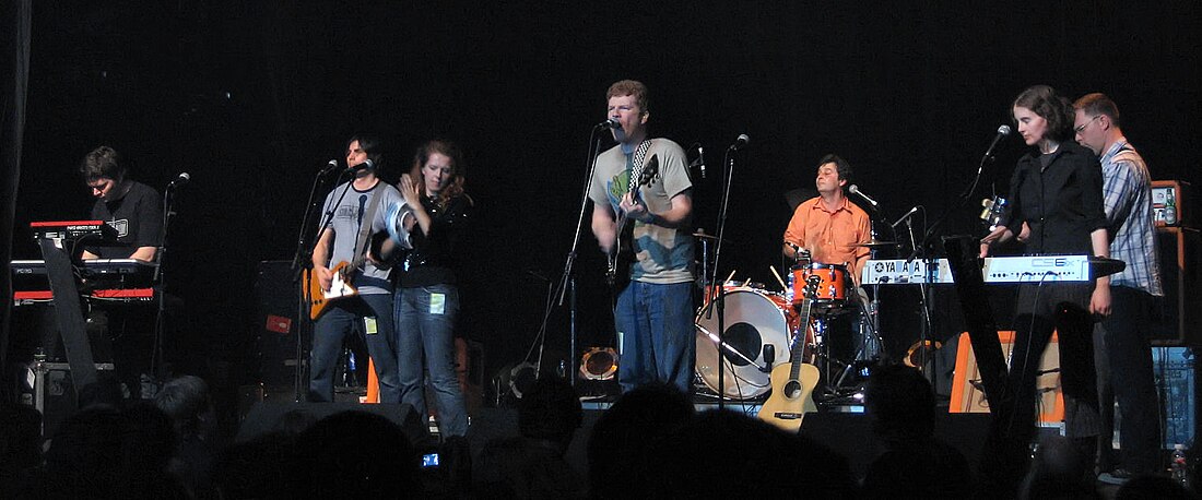 File:The New Pornographers, 2005.jpg