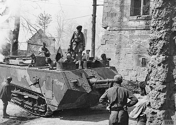 A French Saint-Chamond tank ("Teddy") with a 75 mm field gun, Condé-sur-Aisne, 3 May 1917