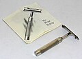 The Penn Safety - A Vintage Triple Silver-Plated Single Edge Safety Razor, A.C. Penn, Incorporated, 100 Lafayette Street, New York City, Made In USA, Circa 1920s (41494505201).jpg