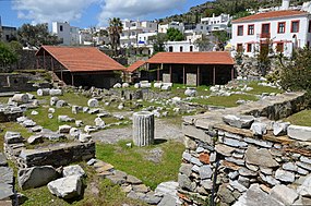 The ruins of the Mausoleum at Halicarnassus.jpg