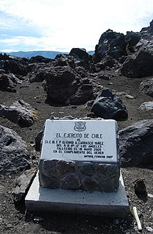 Una de las placas recordatorias de los mártires de la tragedia de Antuco.